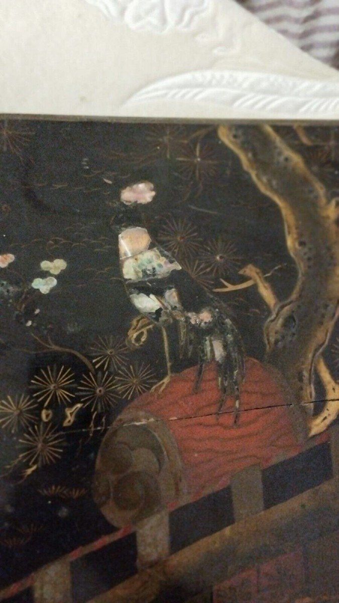 Napoleon III Painted Wood Casket With Chinoiserie And Mother Of Pearl Inlays photo vinterior
