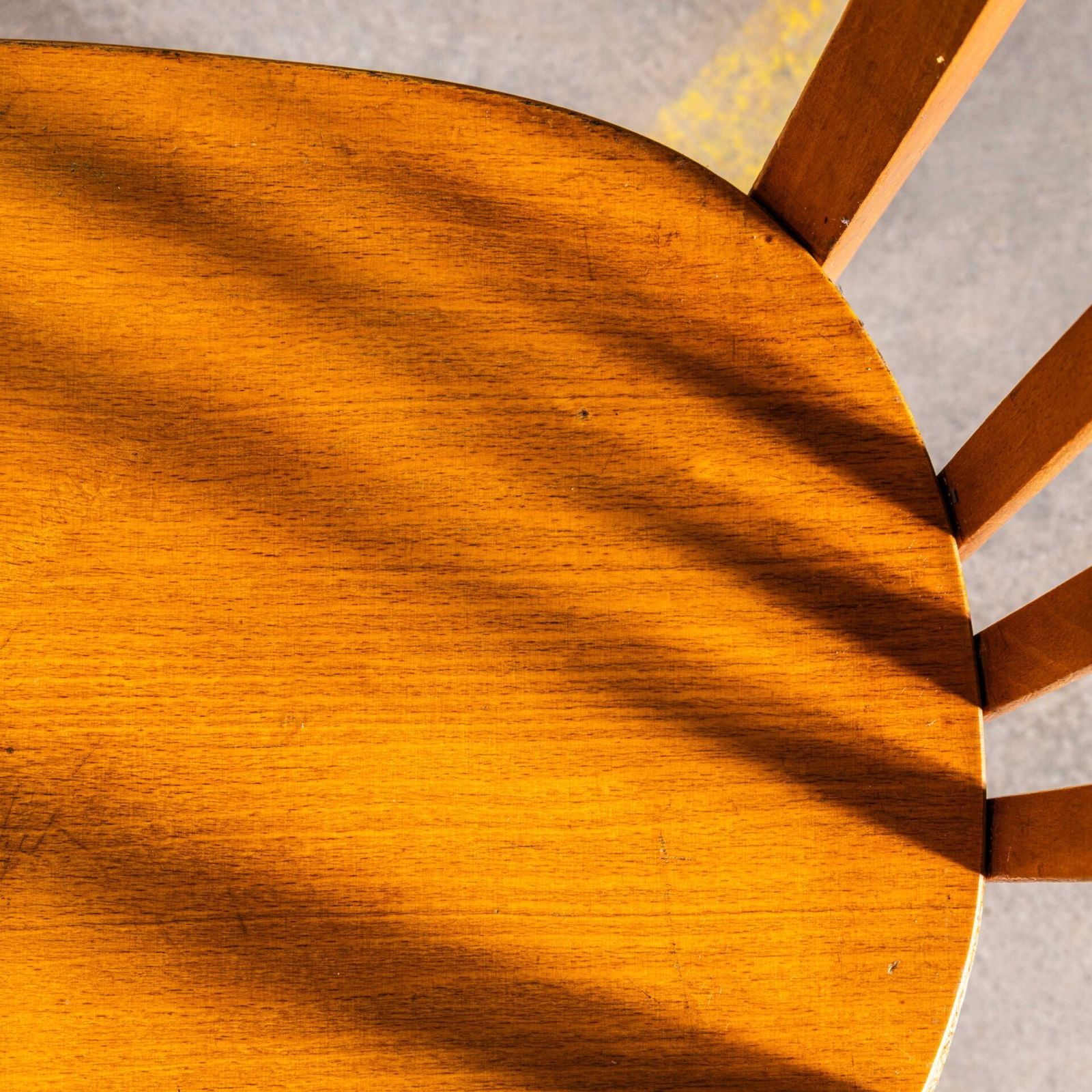 photo furniture 1950’s Baumann Honey Simple Bentwood Dining Chair
