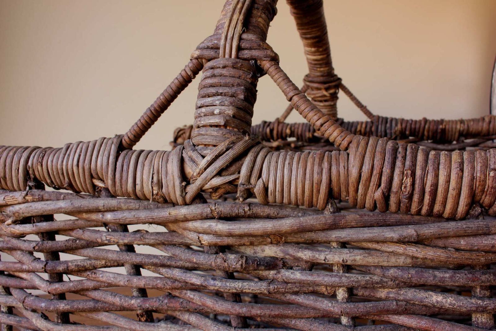 photo vinterior Large Rustic Open End Wooden Log Bin. Hand Woven French Harvest Basket.
