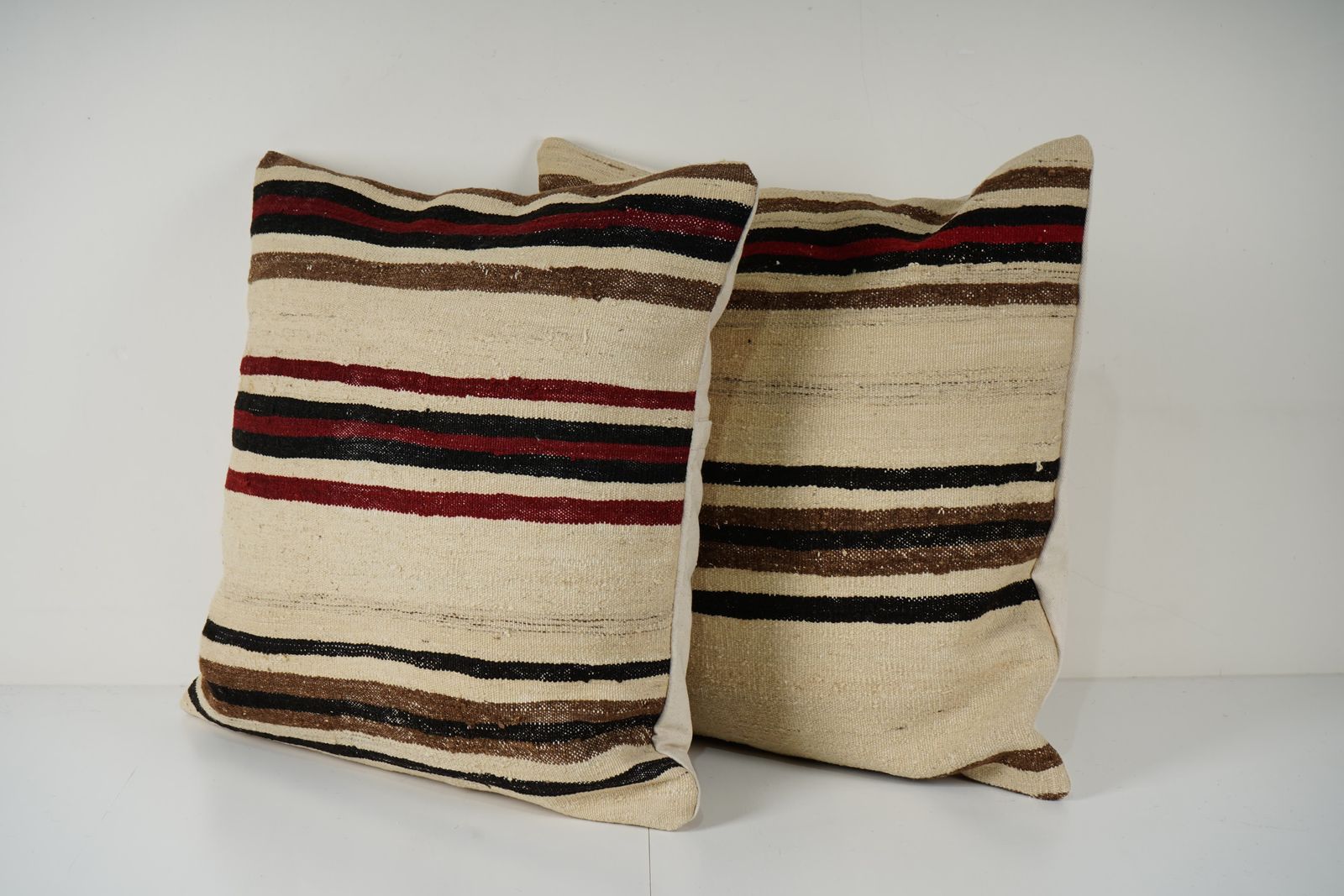 White Turkish Hemp Kilim Pillow Cover, Set Of Two Red Striped Anatolian Cushion Cover, Pair Organic Tribal Pillowcase photo 125.0