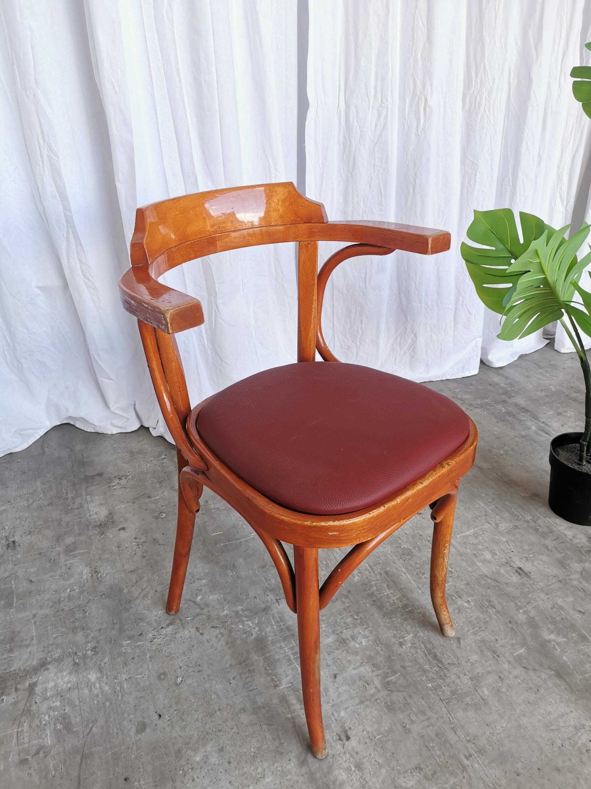 Vintage Dining Armchair / 1970s / Bentwood Wooden Chair With Red Leather Seat / Mid Century Irish Pub Chair With Armrests photo vintage