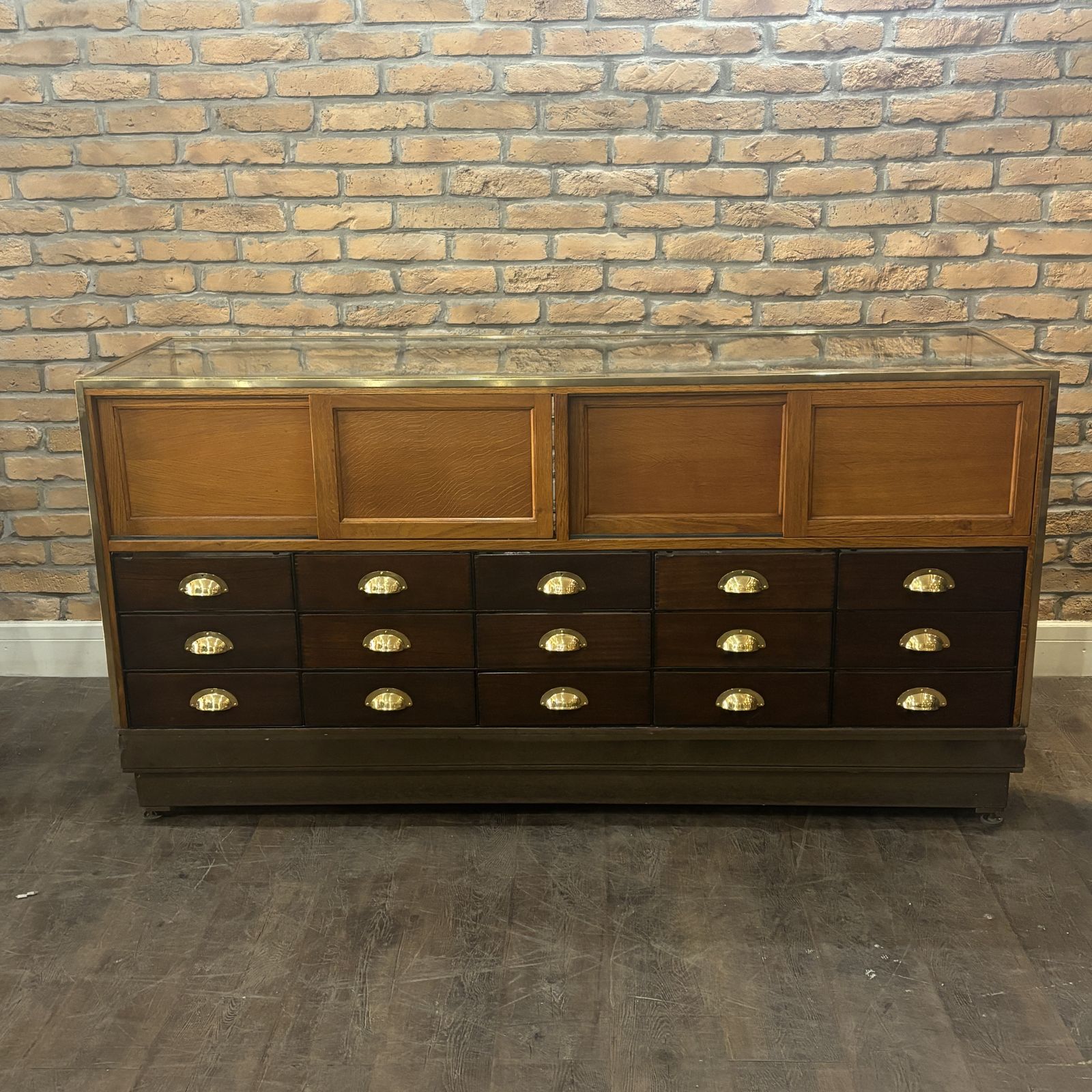 1930s Brass Framed Display Counter By Saml. Elliott & Sons photo vinterior