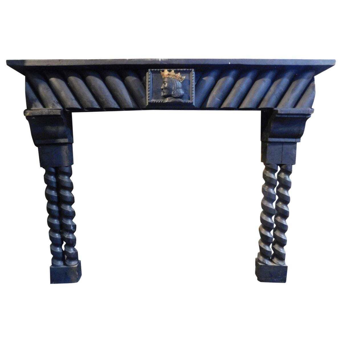 Camino Mantello In Legno Laccato Nero, Scultura Centrale E Gambe Mosse, Italia