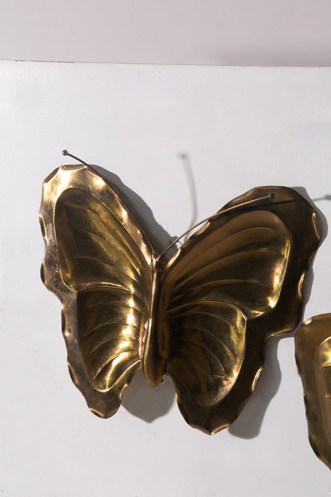 Ravarini Castoldi Milano Pair Of Butterfly Wall Lamps In Gilded Metal, Branded photo vintage