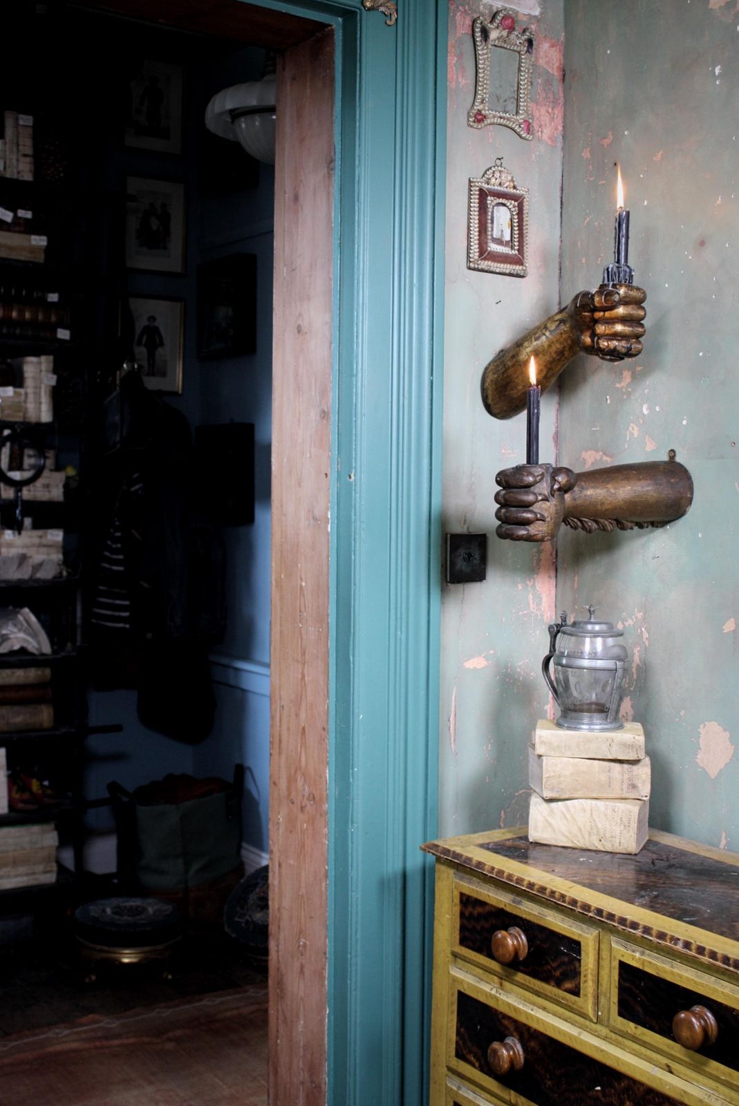 18th Century, Carved & Gilt Wall Sconces Lion Paw, Human Fist Ship Flag Mount photo vinterior