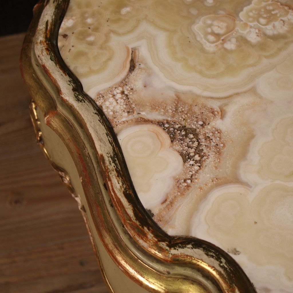 Venetian Lacquered Coffee Table In Louis XV Style From The 20th Century photo buy