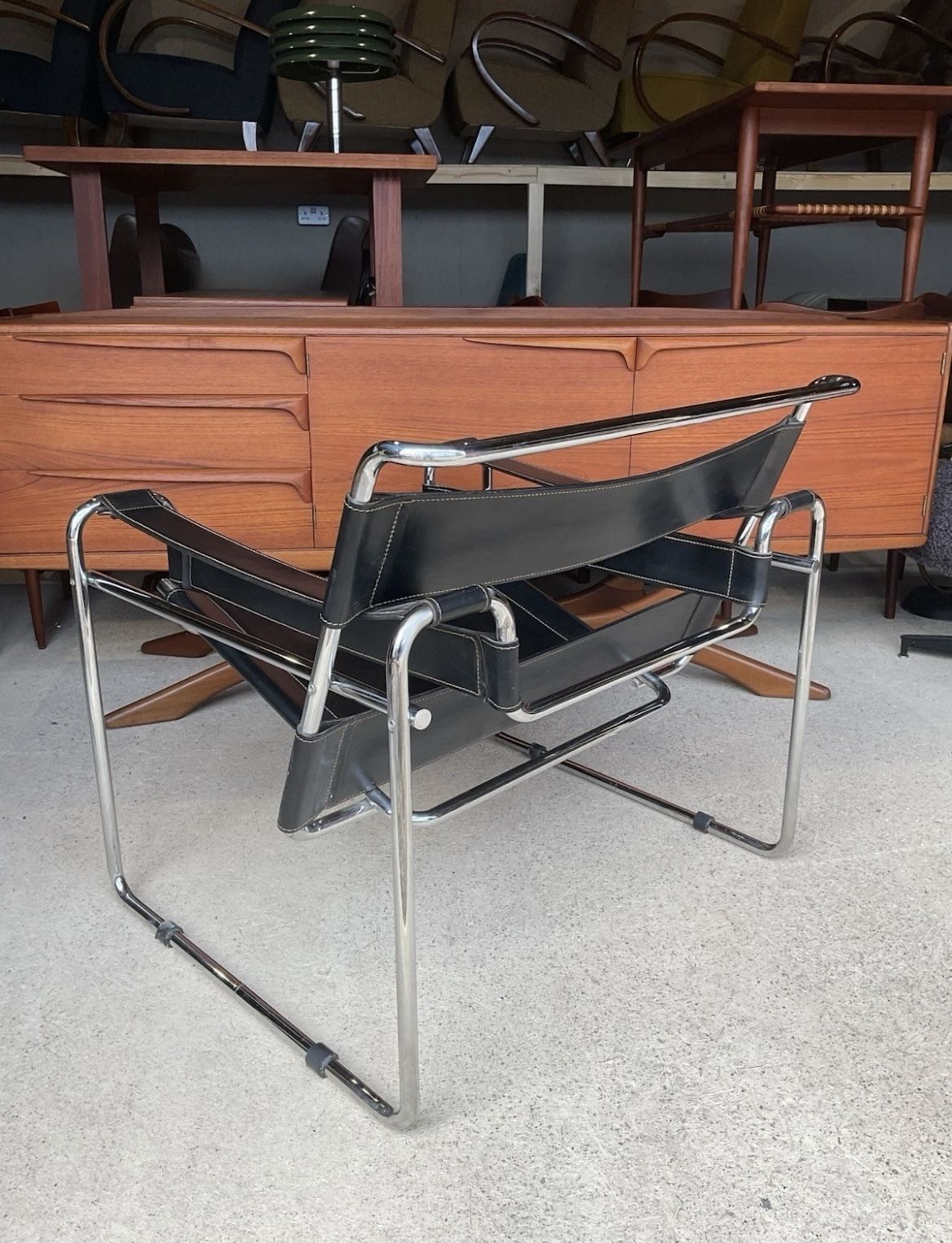 photo vinterior Wassily Armchair B3 Gavina Marcel Breuer Vintage Mid Century Style