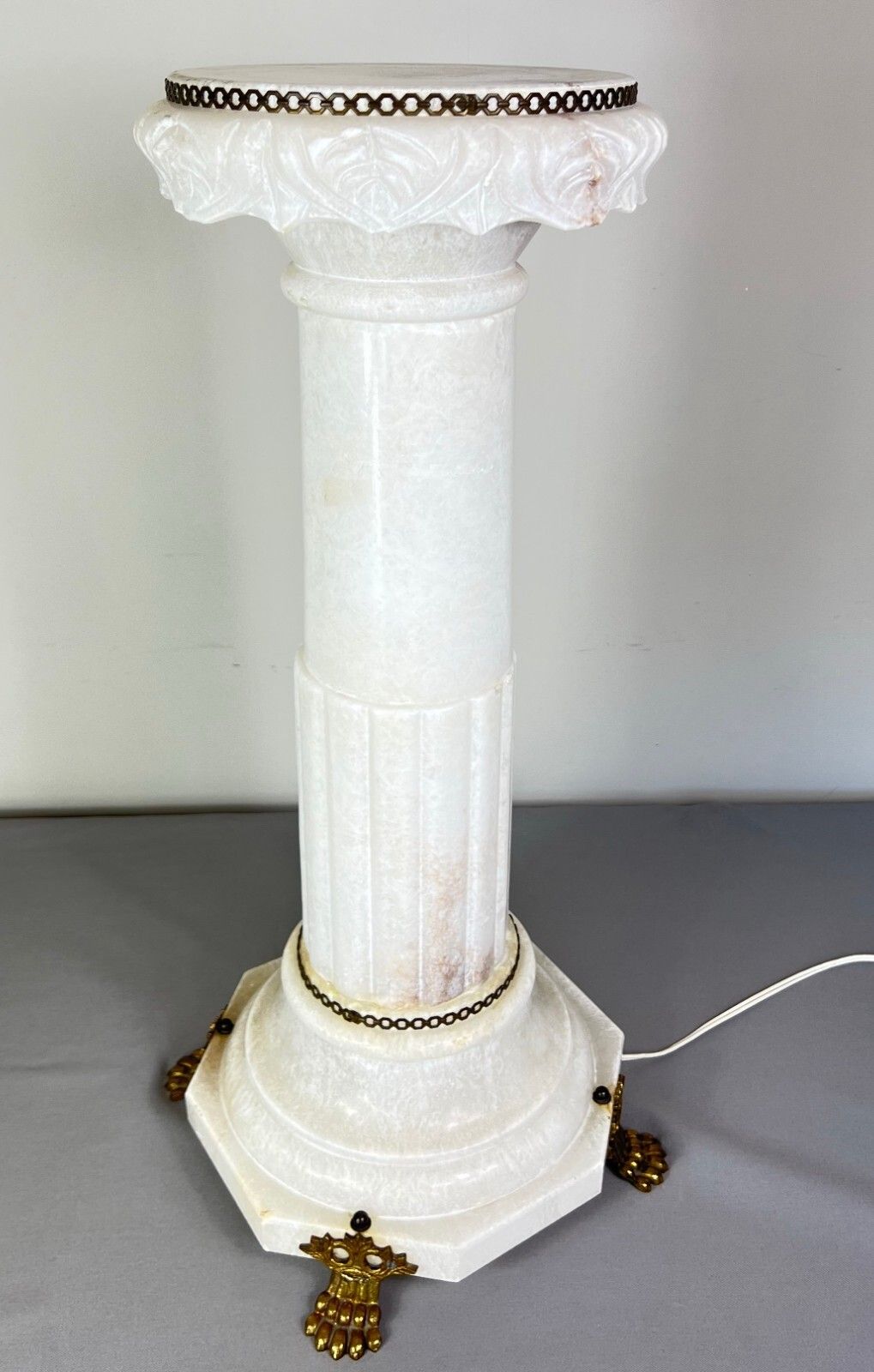 Stunning French Lighting Column Mounted On Brass Paws (Lot 5087)