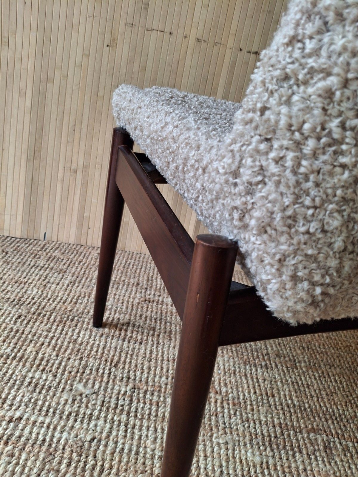 280.0 Fab Vintage Mcm 1960s Rosewood Chair Robert Heritage Archie Shine Caramel Boucle photo