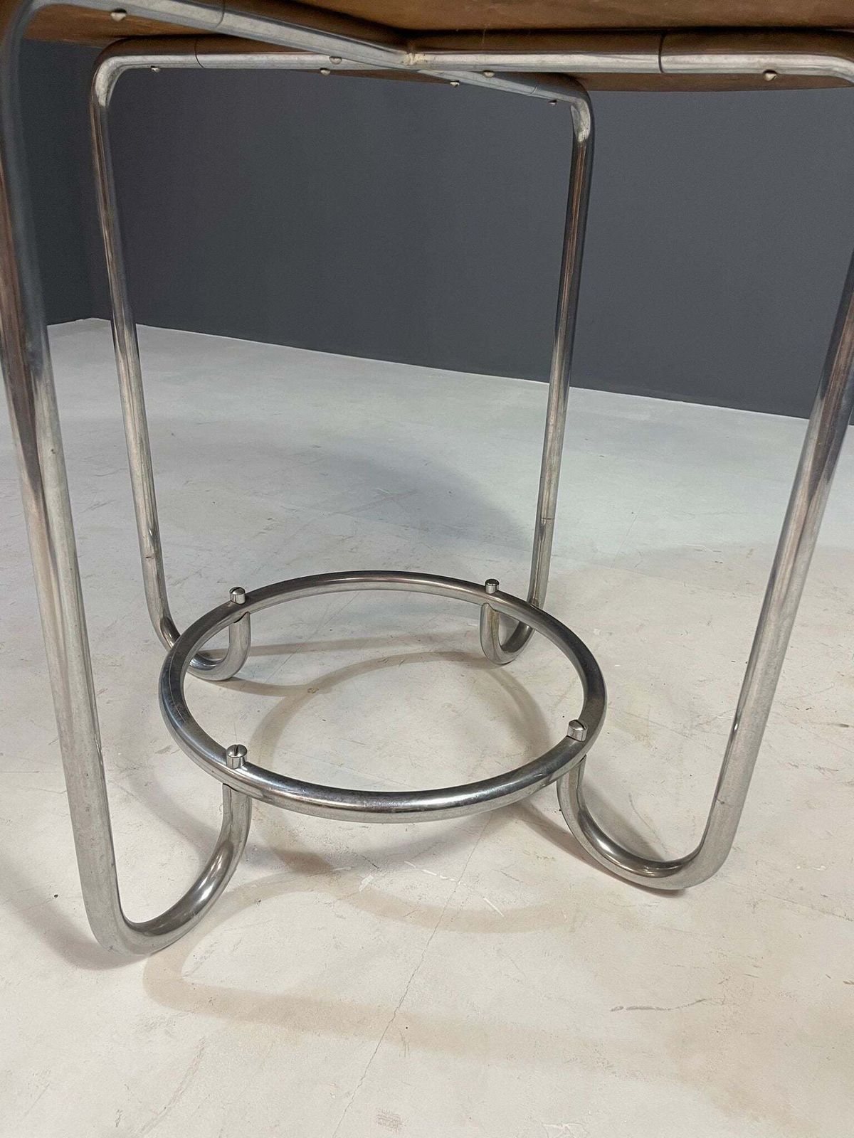 Round Bauhaus Coffee Table By Robert Slezák, Czechoslovakia, 1930s photo Furniture