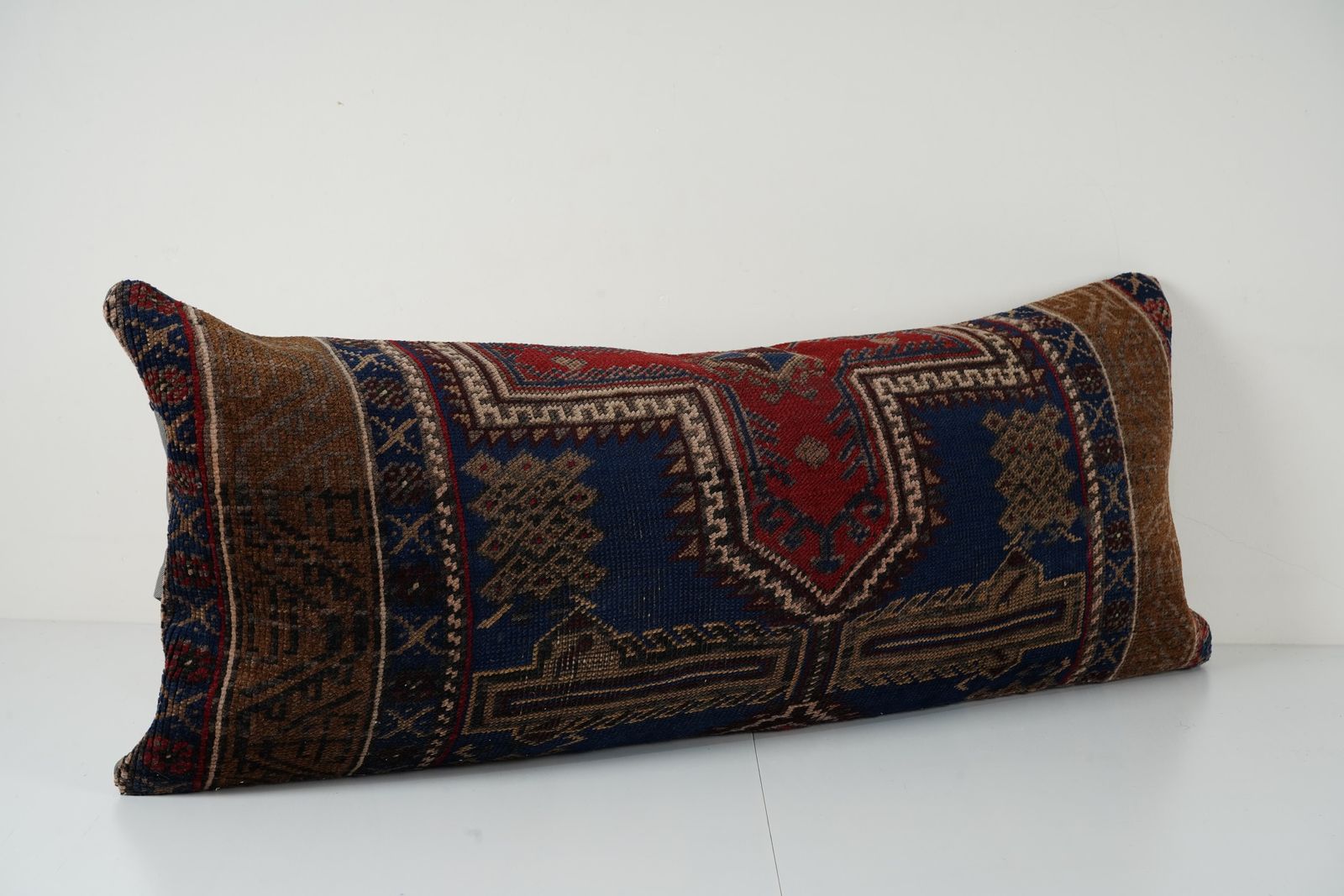 Turkish Oushak Rug Pillow Copper Cover, Faded Kurdish Boho Woven Couch Bedding Carpet Pillow Cover photo Textiles
