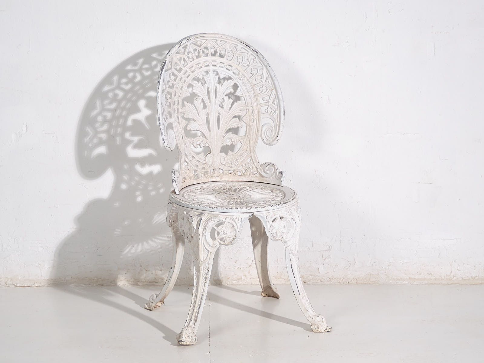 Garden Furniture Art Nouveau Garden Table And Chairs Set (C.1950). Set Of 5 Pieces photo