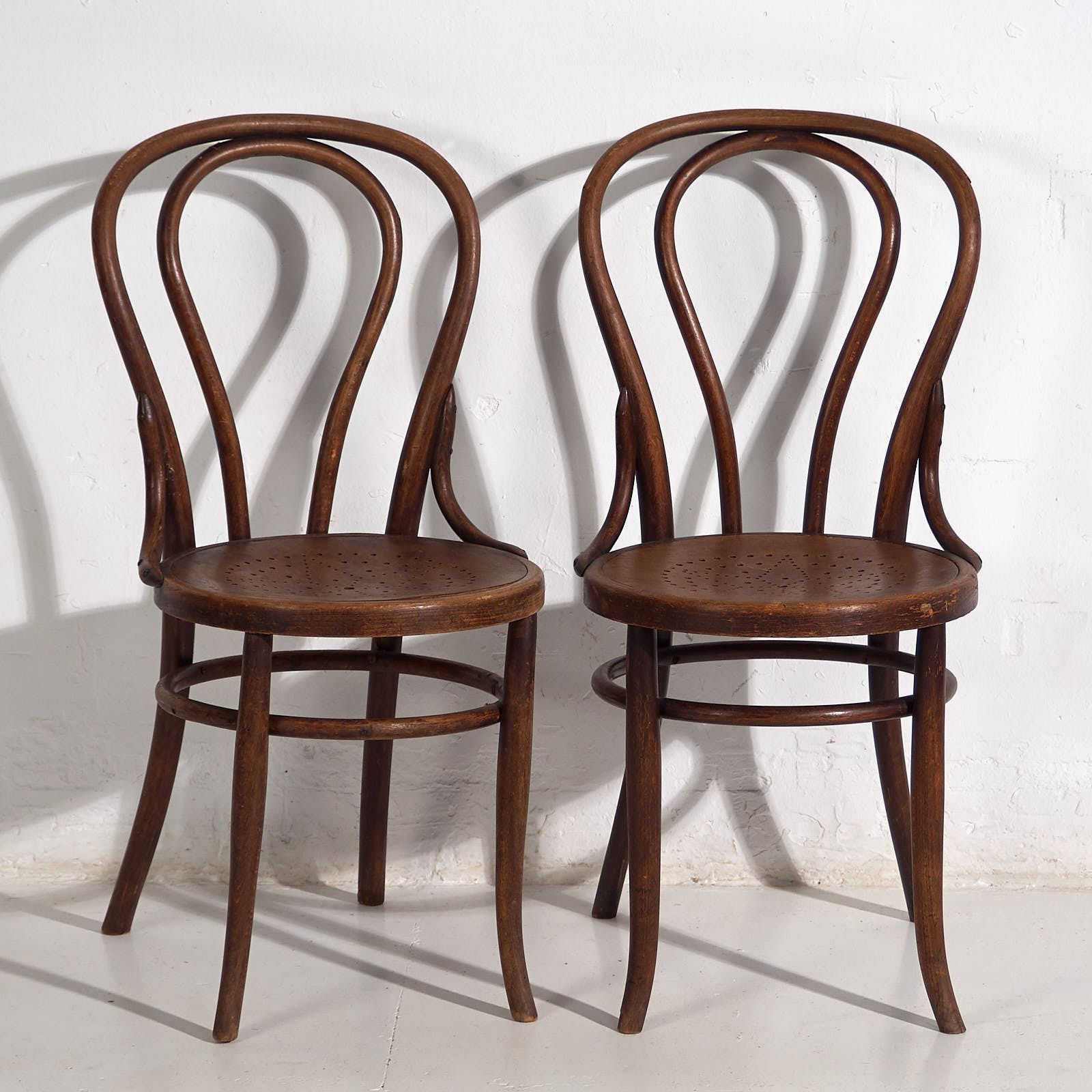 Pair Of Antique Viennese Chairs (C.1920). Set Of 2 Pieces #2