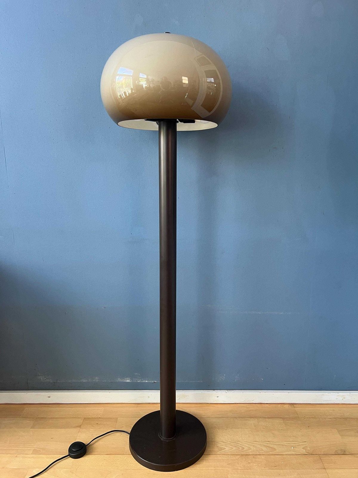 Vintage Brown Acrylic Glass Mushroom Floor Lamp photo 519.0