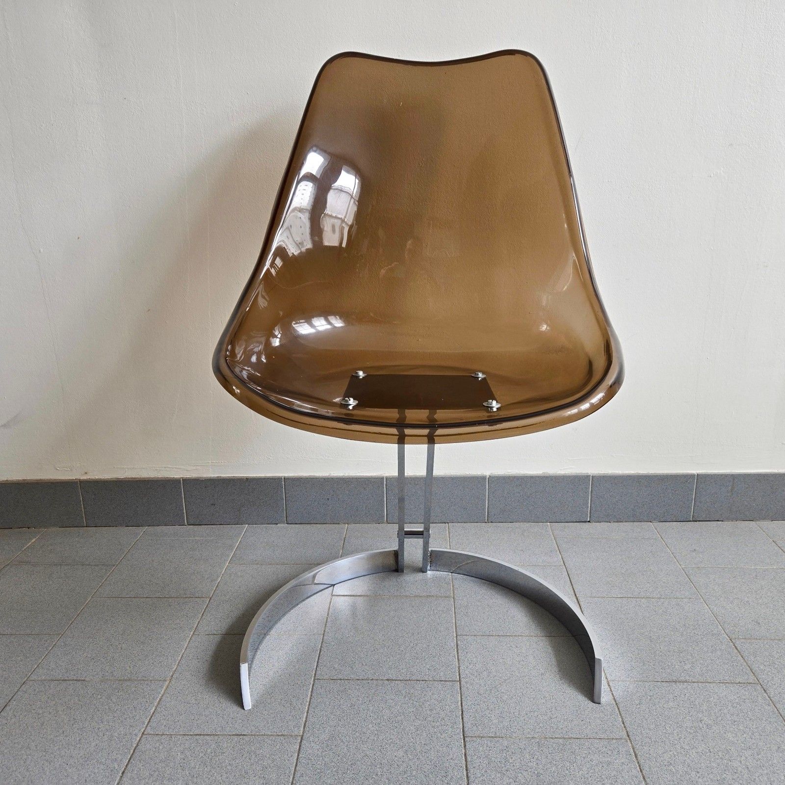 photo furniture Vintage 1970 Eurosteel Plexiglas & Chrome Dlg Boris Tabacoff 4 Chair Suite