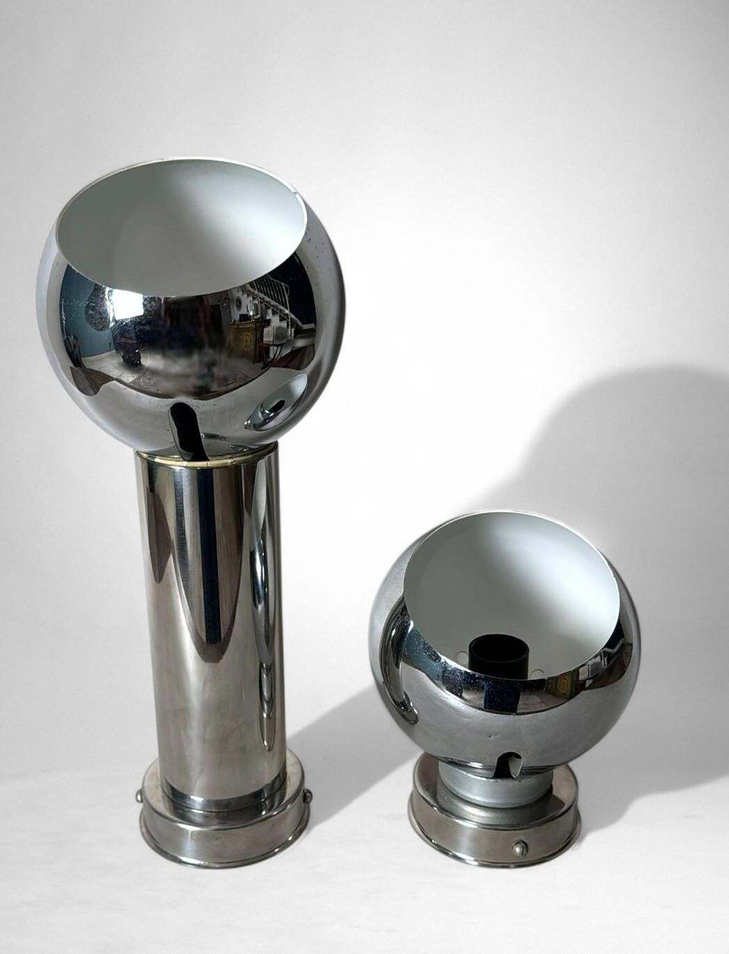 Reggiani Style Pair Of Italian Wall Sconces Space Age In Nickel Plated Metal photo vinterior
