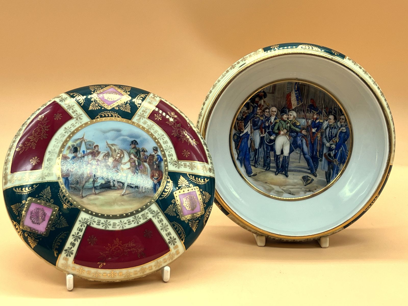 1930's Jwk Dec Karlsbad City, Czechoslovakia Old Vienna Style Large Trinket Box.