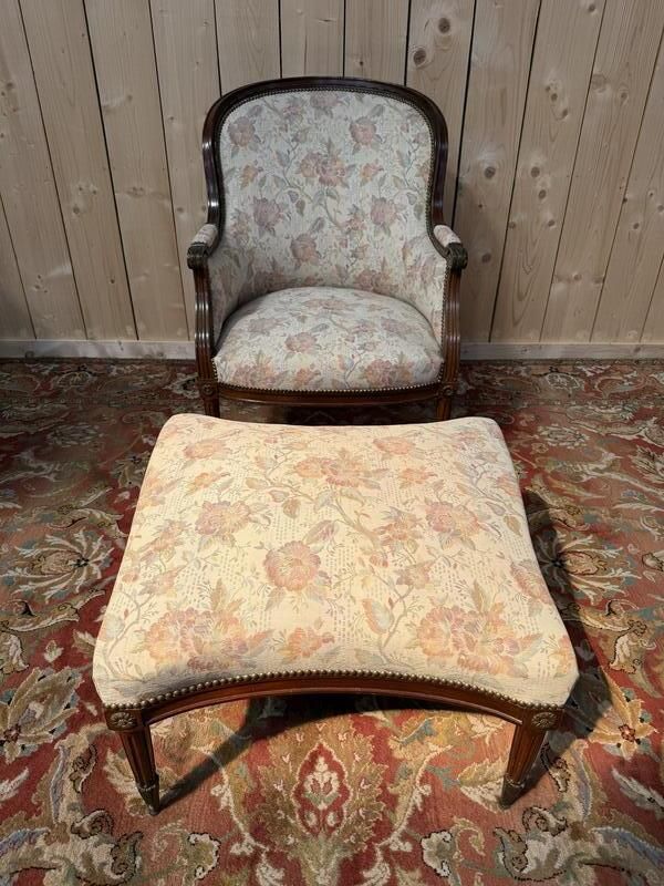 Bergère Gondole Louis XVI Avec Son Repose Pied En Acajou photo Furniture