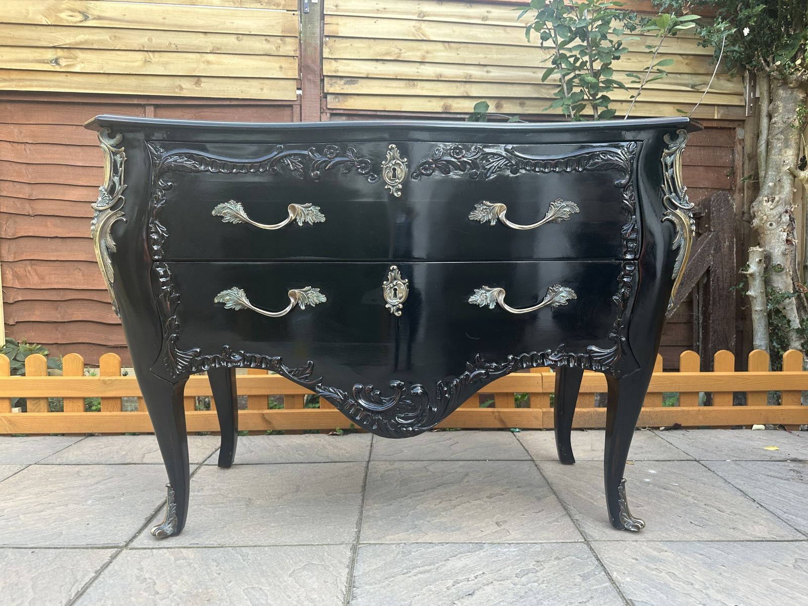 Stunning And So To Bed Floral Louis XV Chest Of Drawers – Great Condition   Rrp £2,500 photo 800.0