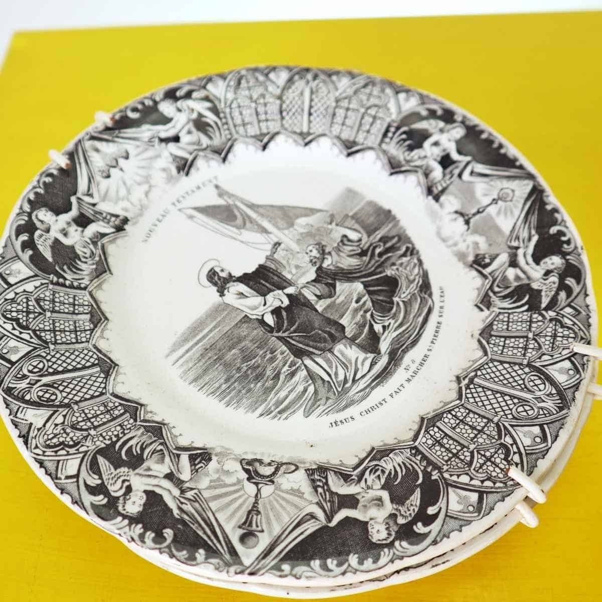 Montereau Porcelain Ornamental Plates 5 Pieces photo 215.0