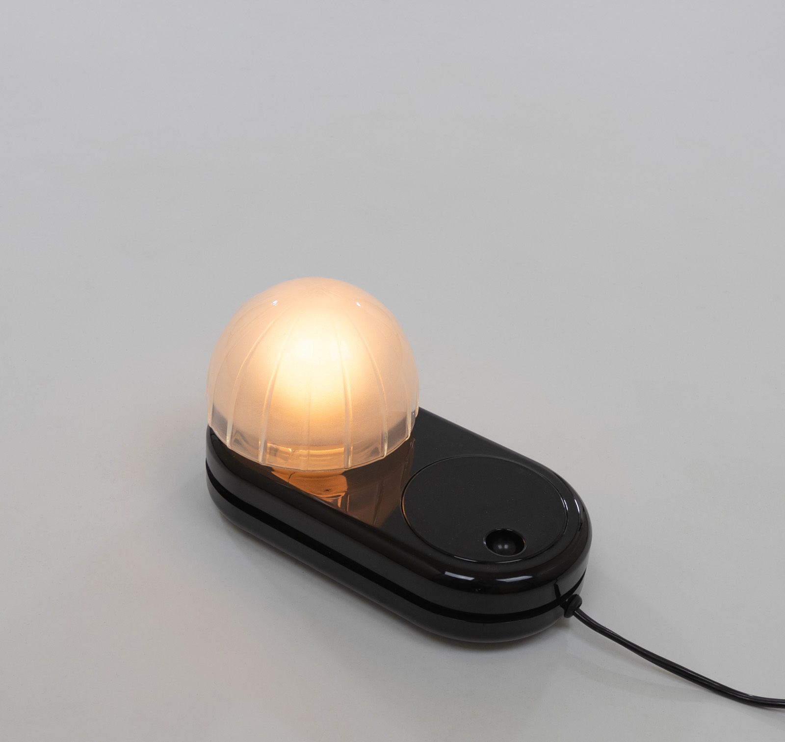 Black Farstar Table Lamp By Adalberto Dal Lago & Adam Tihany For Francesconi, 1970s photo vinterior