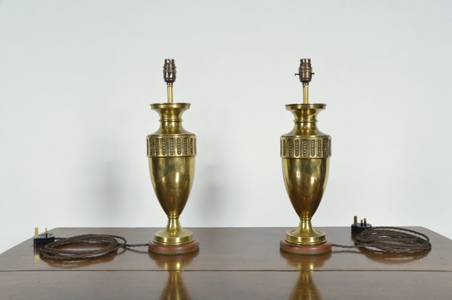 Pair Early 20th Century French Art Nouveau Style Brass Urn Table Lamps 1910 photo for sale