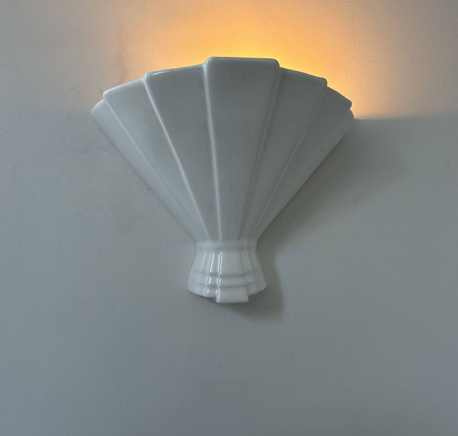 Page 1 Of 7 Vintage White Porcelain Wall Lamp, France, 1960 photo for sale