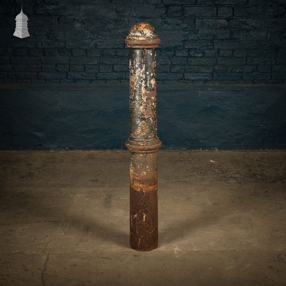'Cannon' Street Bollard, Reclaimed Cast Iron Bollard. photo for sale
