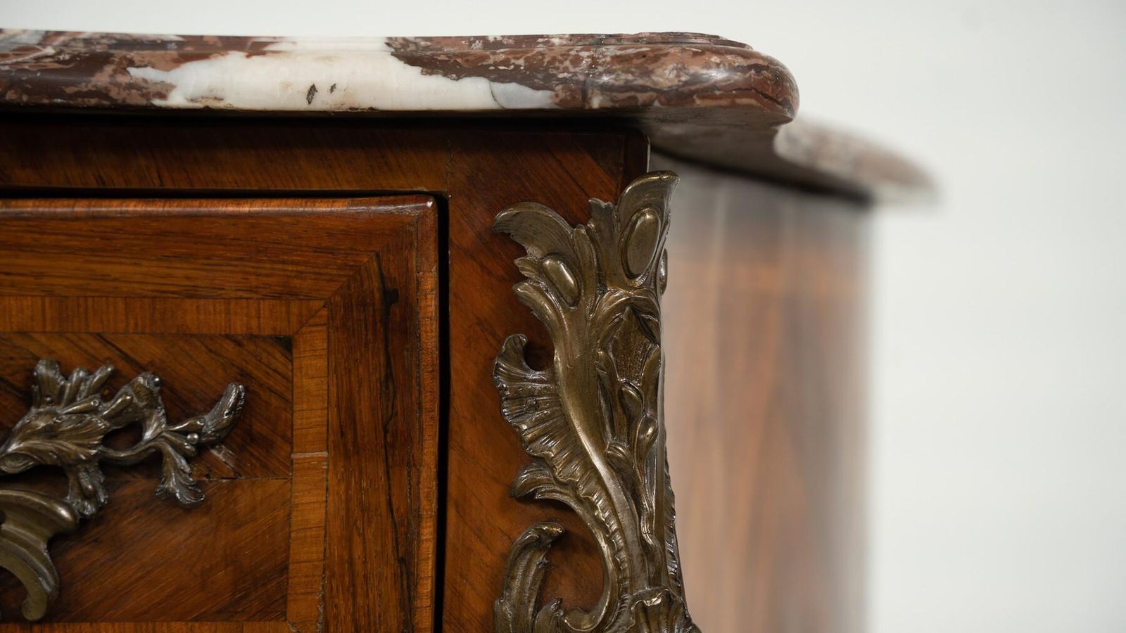 Chest Of Drawers Louis XV photo furniture