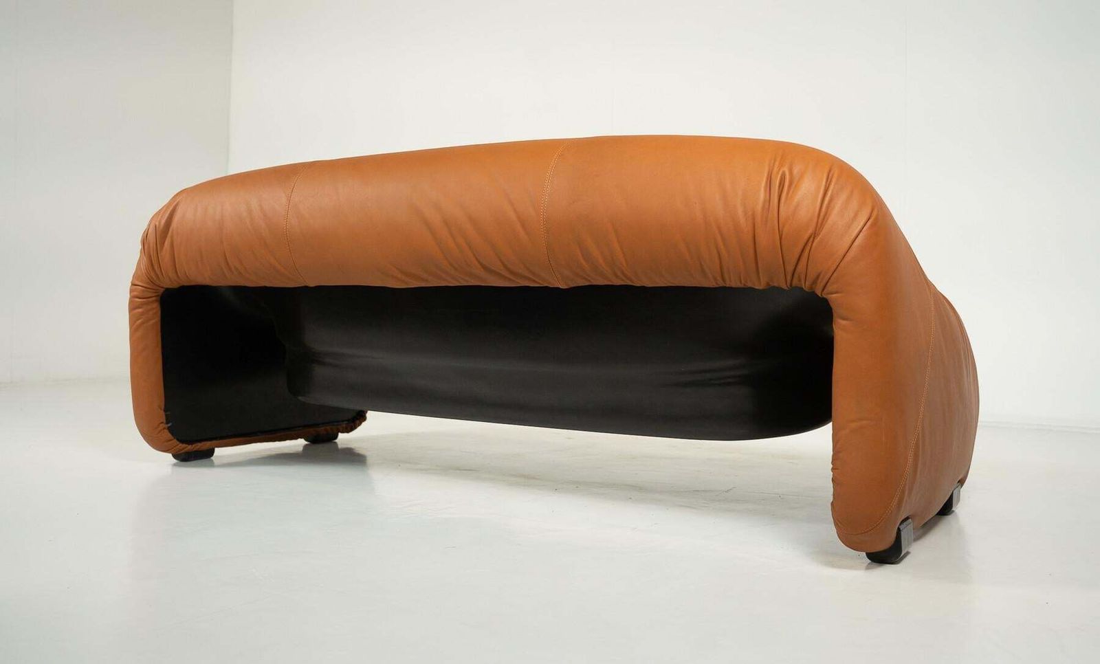 Bonanza 2 Seater Sofa By Afra & Tobia Scarpa, 1970s   New Leather Upholstery photo Furniture