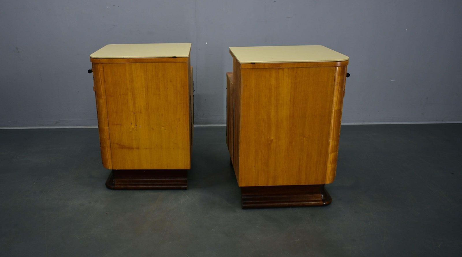 1011.0 1940s Set Of Bedside Tables By Jindrich Halabala, Czechoslovakia photo