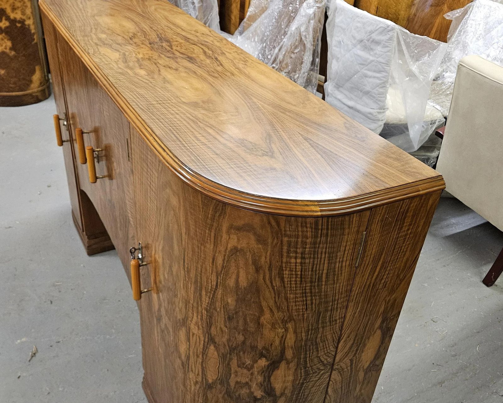 Art Deco Sideboard Credenza, 1930s photo vinterior