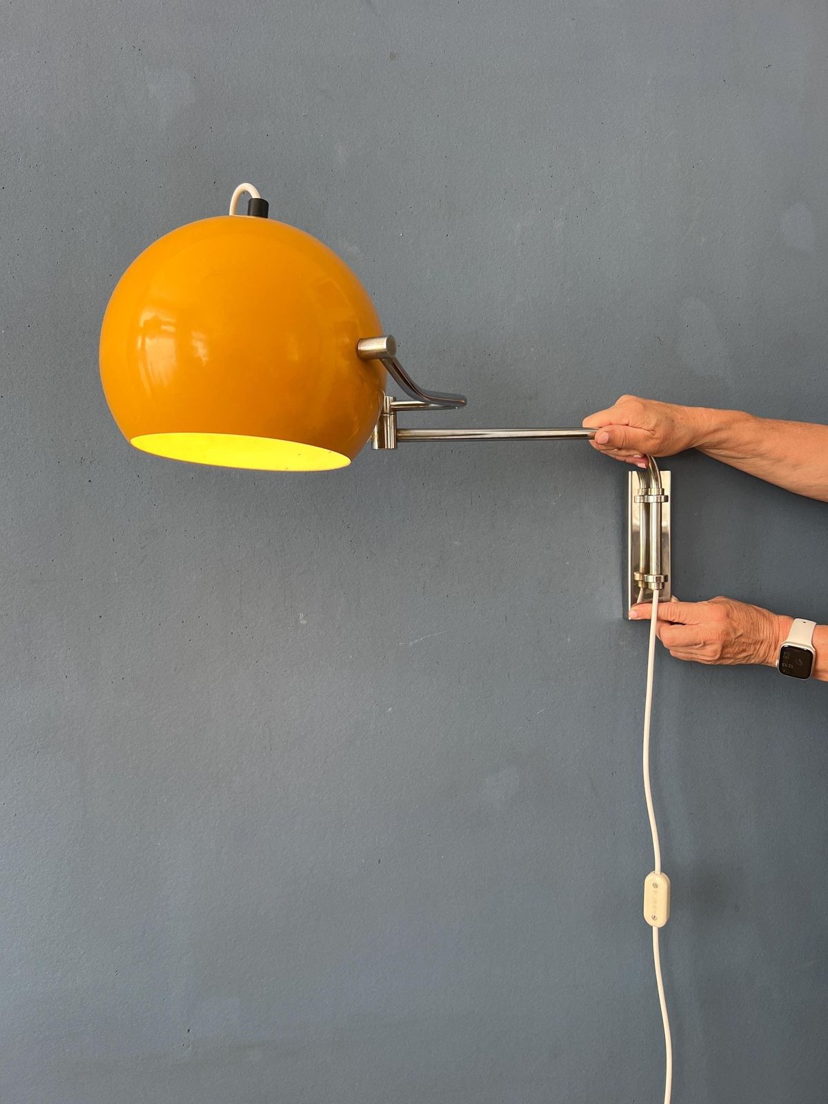 Vintage Gele Gepo Eyeball Wandlamp photo for sale