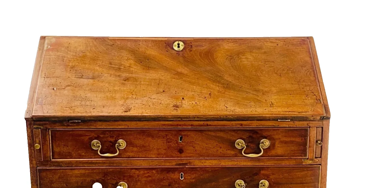 photo vintage English Style Mahogany And Veneer Slope Desk 19th Century