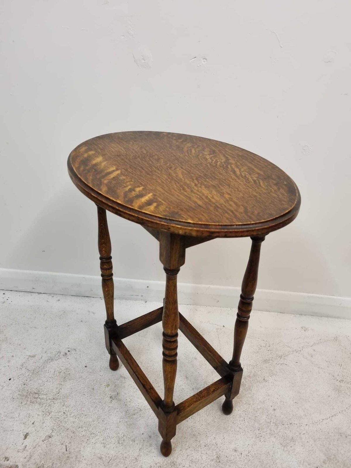 Antique Oak Side Occasional Oval Hall Table / C1900 / Free Delivery photo 230.0