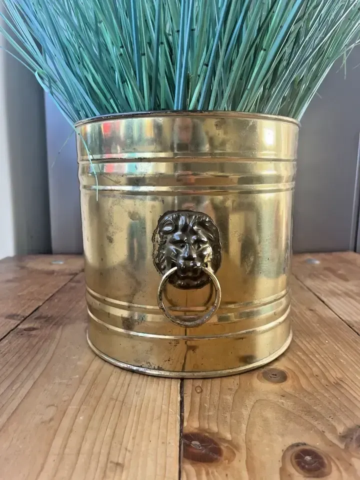 Vintage Brass Planter Plant Pot Lions Head Brass Handles Champagne Ice Bucket photo 69.0