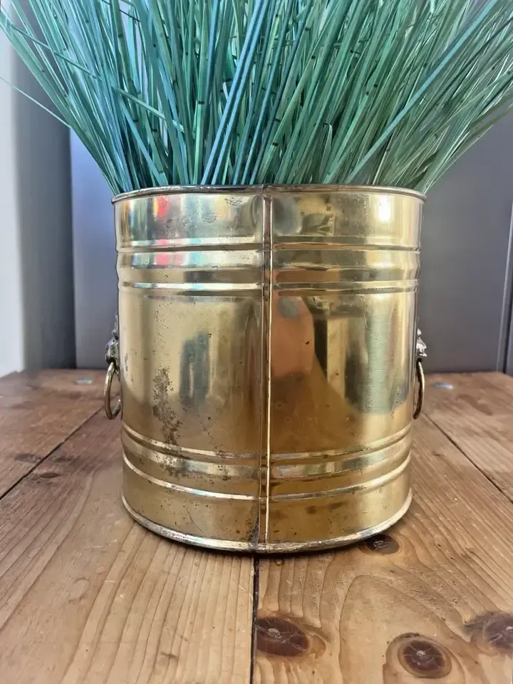 Vintage Brass Planter Plant Pot Lions Head Brass Handles Champagne Ice Bucket photo vinterior