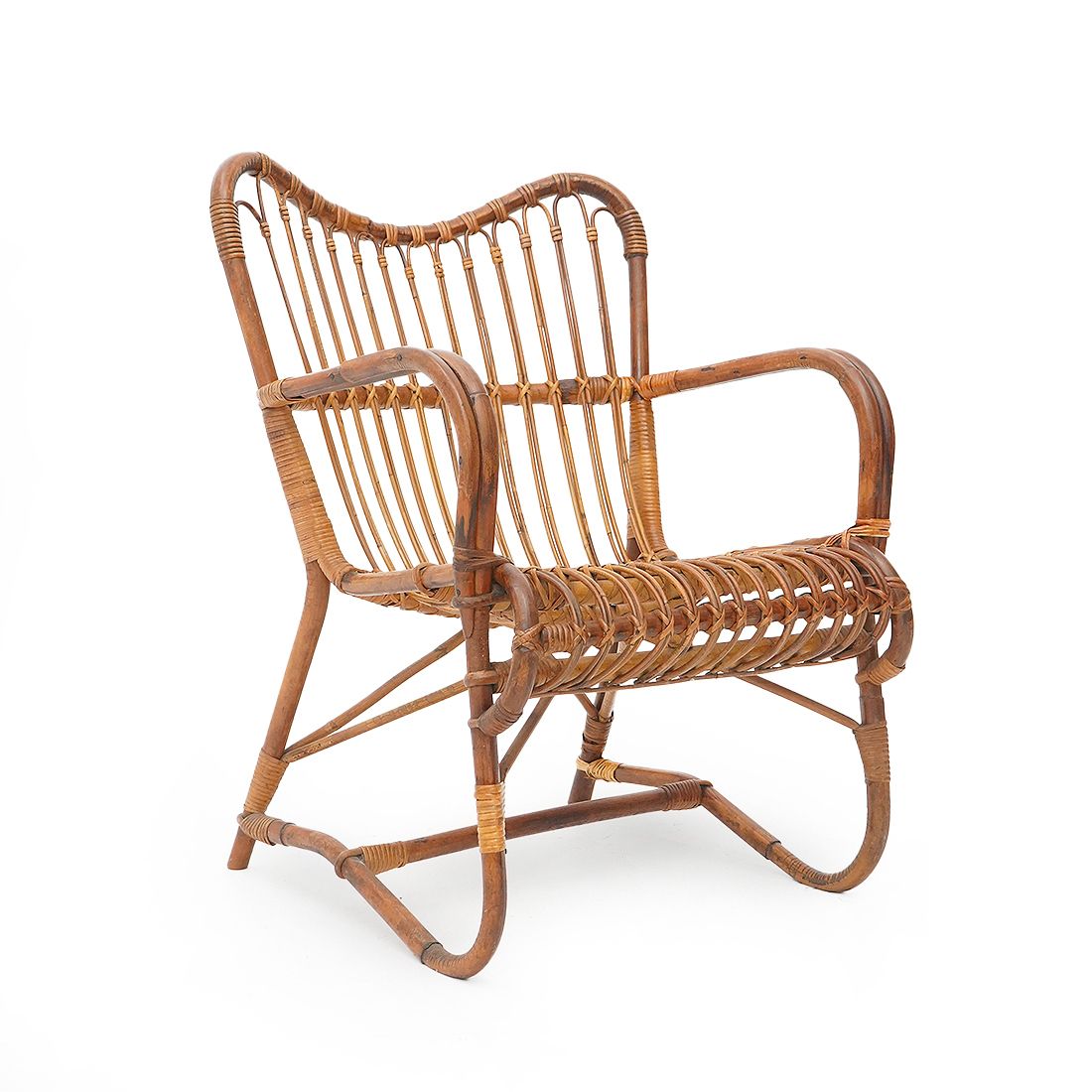 Armchair In Rattan, 1950s photo vinterior