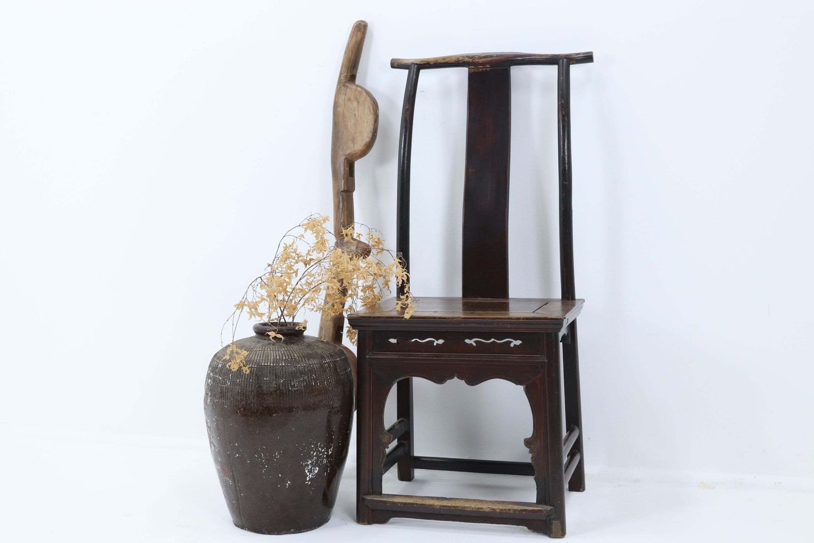 Mid 19th Century Chinese Elm 'Yoke Style' Chair