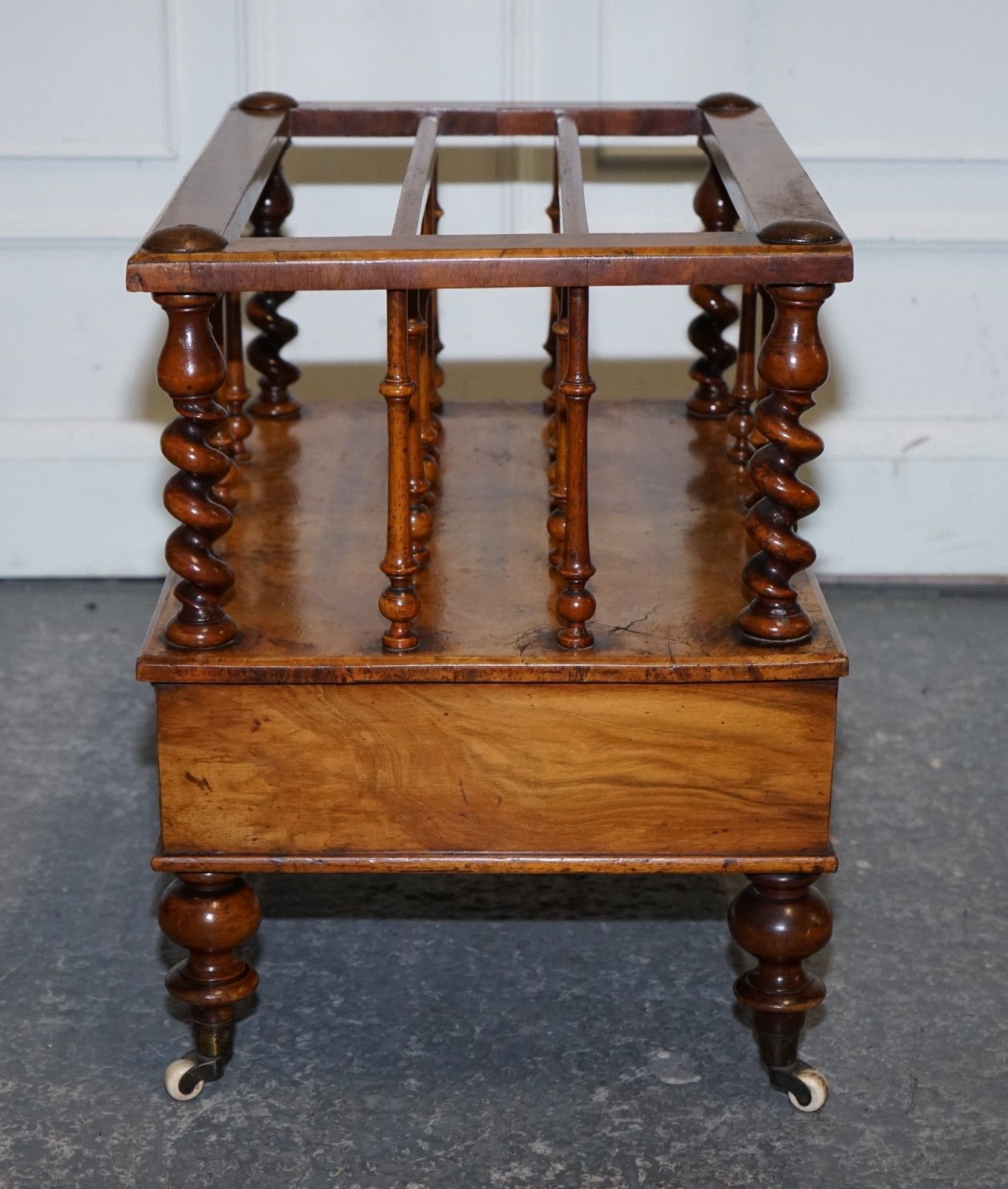 photo vintage Fine Antique Victorian 1860 Burr Walnut Canterbury Magazine Rack Bobbin Columns