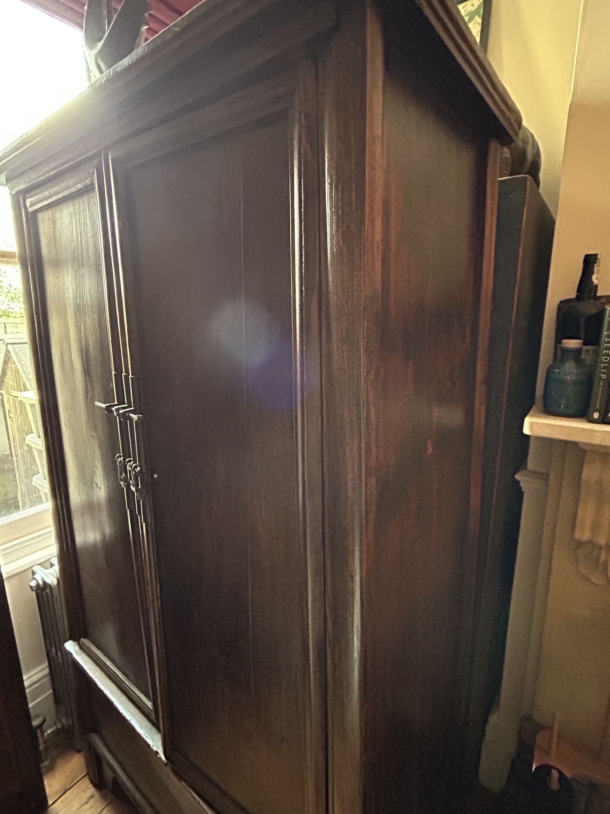 Chinese Antique Large Tapered Cabinet (Beijing, C.1900) photo vinterior