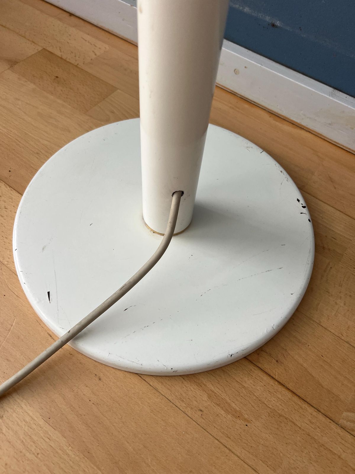 Mid Century Mushroom Floor Lamp With White Plexiglass Shade photo vintage