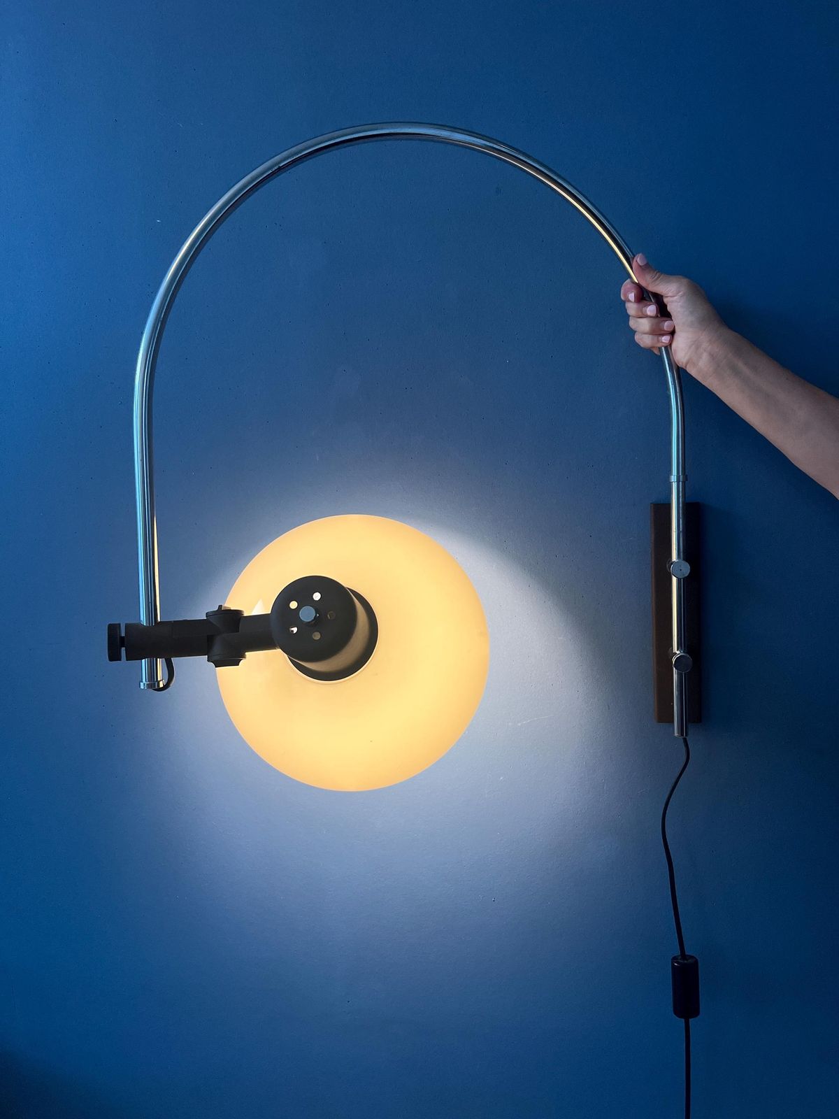 Mid Century Space Age Herda Mushroom Arc Wandlamp
