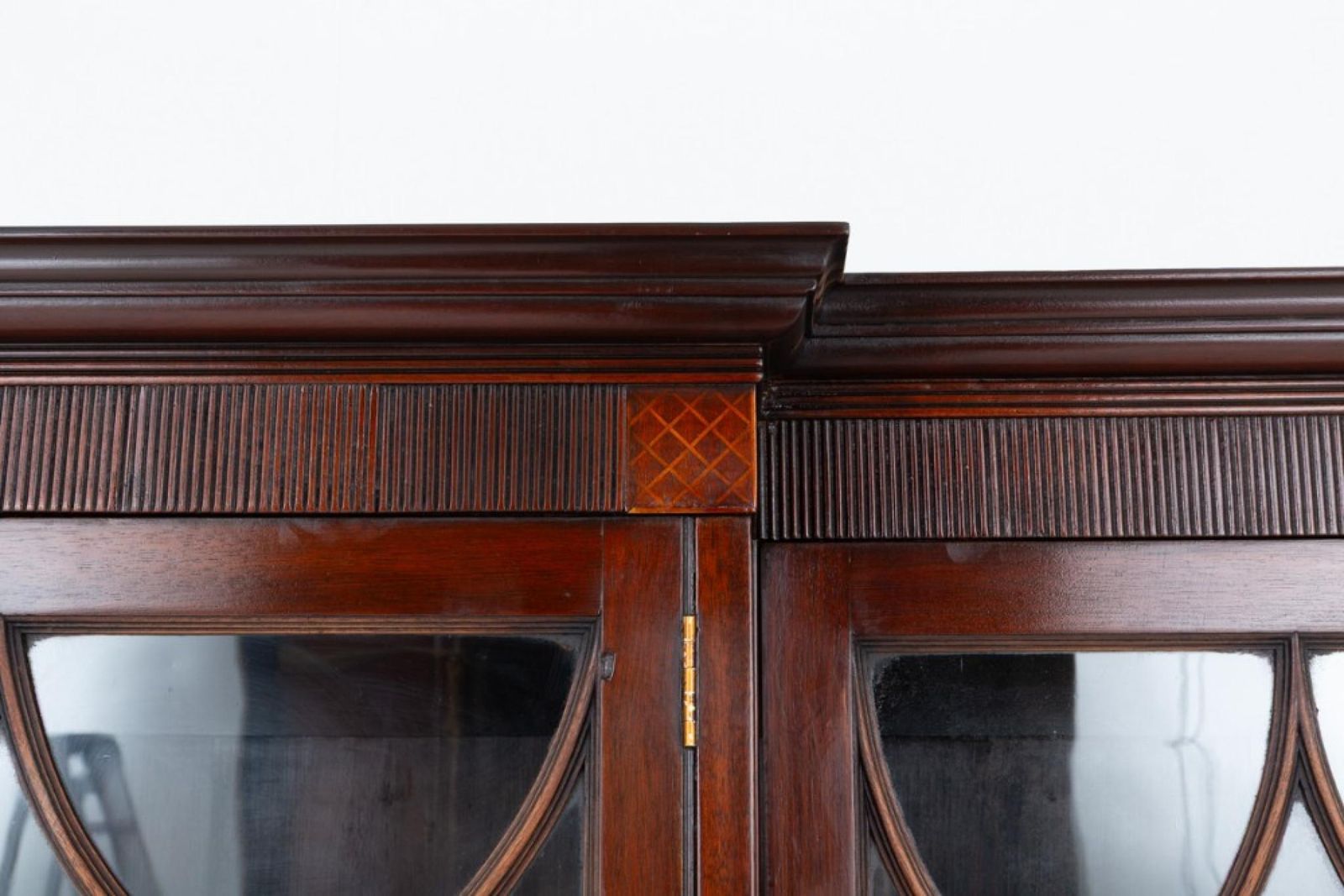 Georgian Revival Breakfront Bookcase Cabinet Mahogany photo vinterior