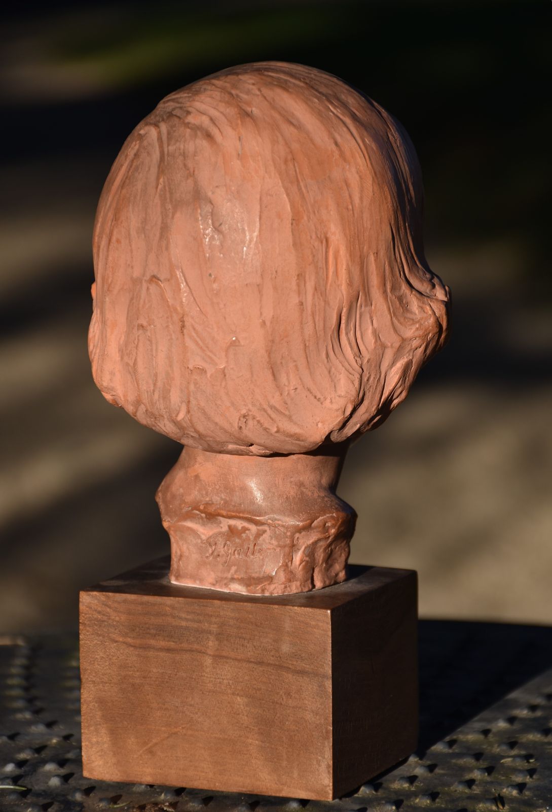 Ignacio Gallo, Head Of A Young Girl (Circa 1920) photo 320.0