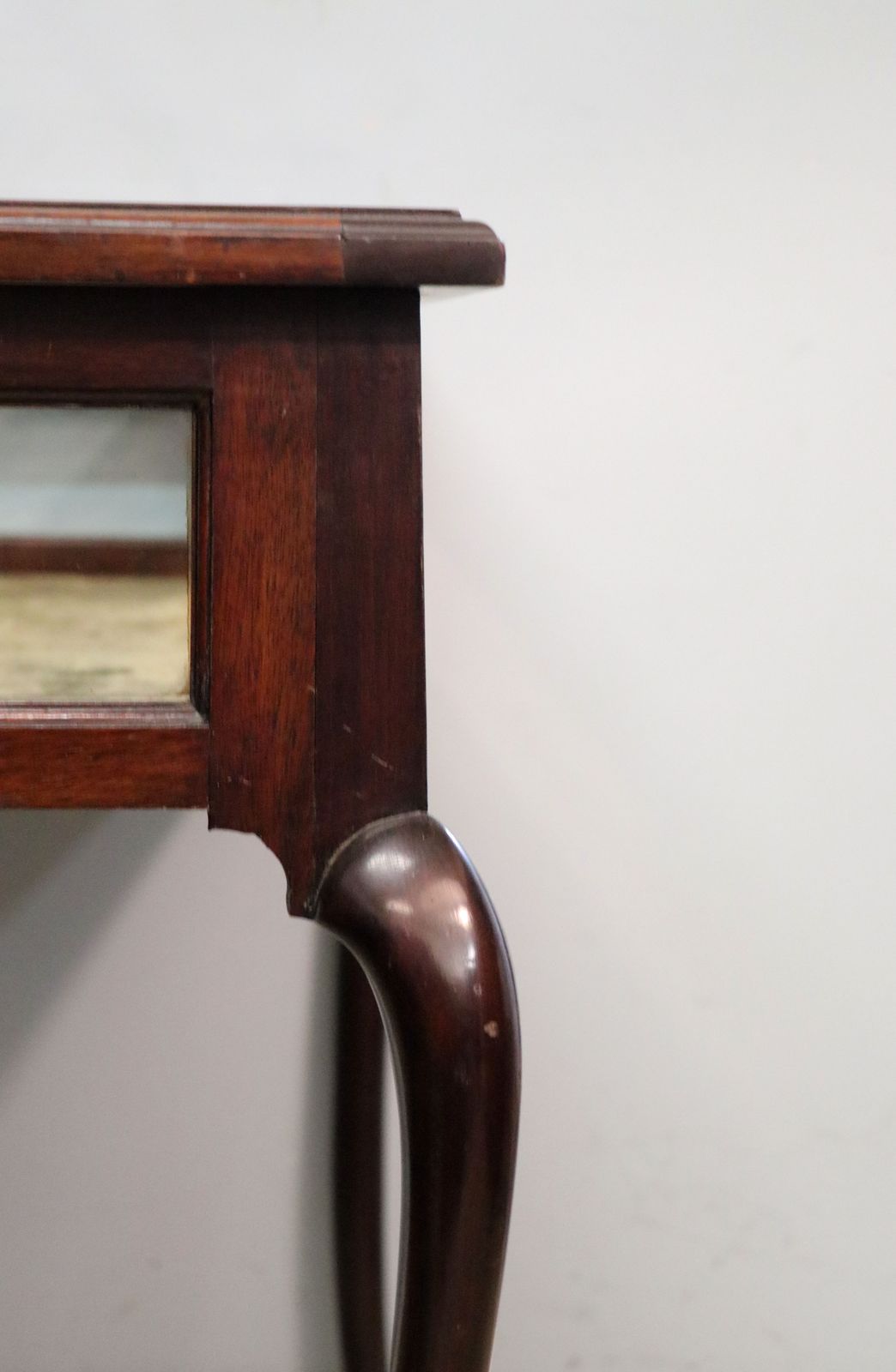 A Wonderful Vintage Bijouterie Display Table And Sign Written Detail For Breitling Watches. photo buy