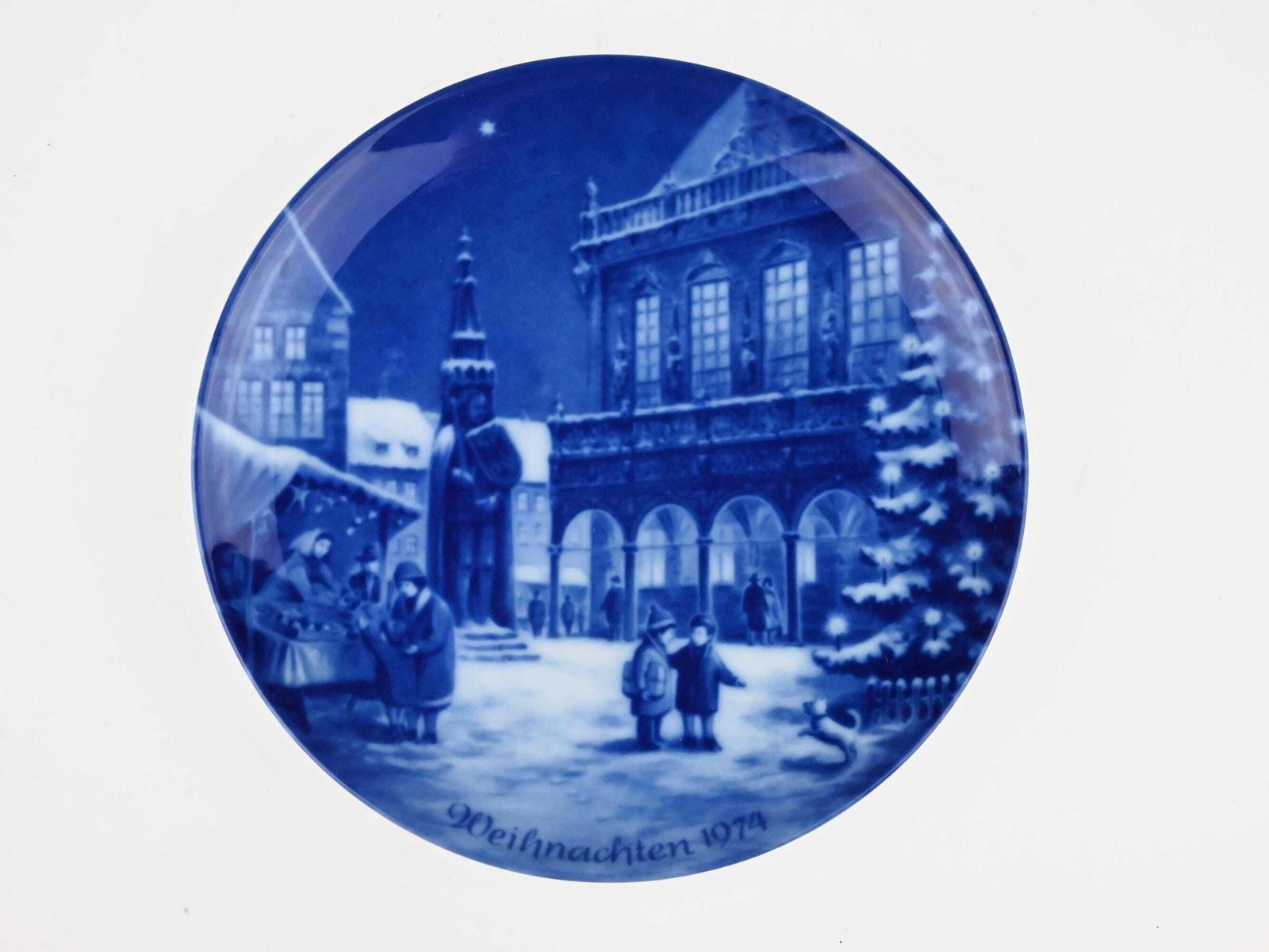 Vintage Berlin Design Christmas Plates Set, German City Winter Scenes, Set Of Ceramic Plates, Berlin Design, Pottery Plates, Vintage Plates photo 93.0