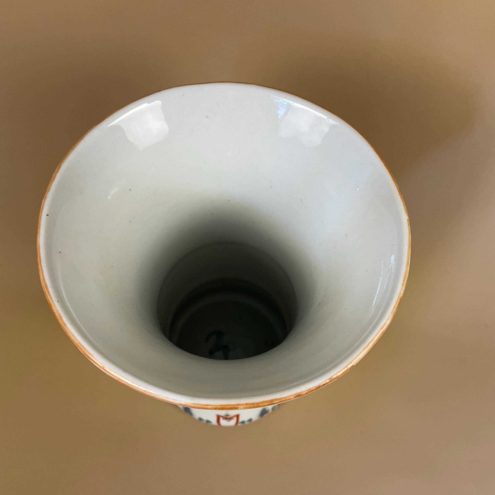 Oriental Chinese Vase Decorative Ceramic Pot Antique Asian Hand Painted Blue White Prunus Pattern Floral Decorative Funnel photo vinterior