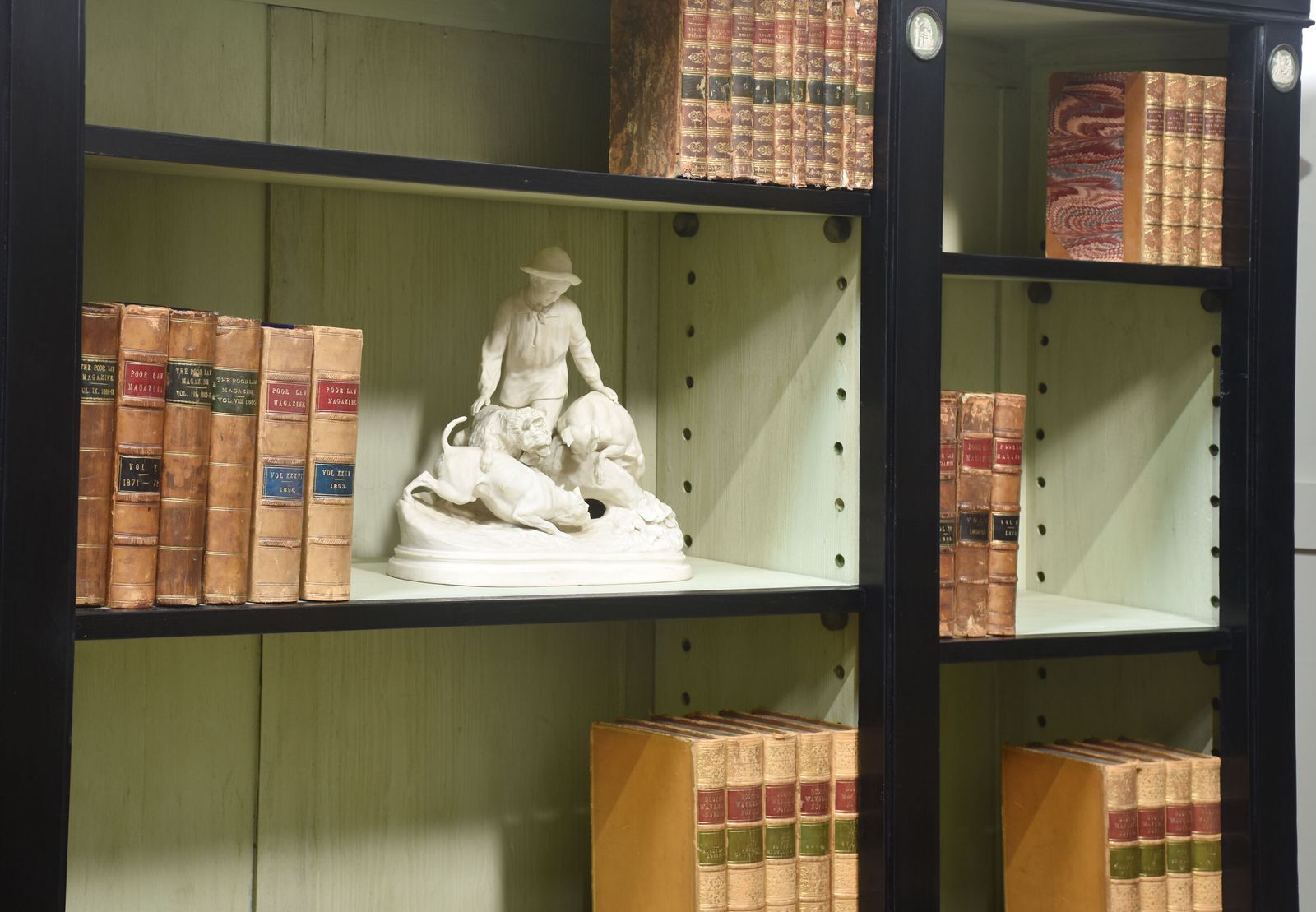 photo vintage Pair Of Ebonised Wedgwood Open Bookcases