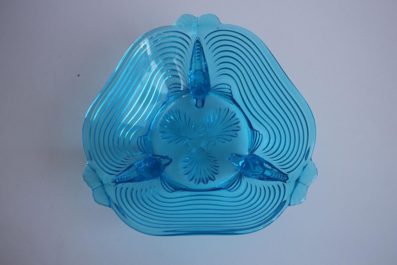 Rare Art Deco Glass Josef Inwald With Fish Feet Bowl Gorgeous Rich Blue, 1930s photo vinterior